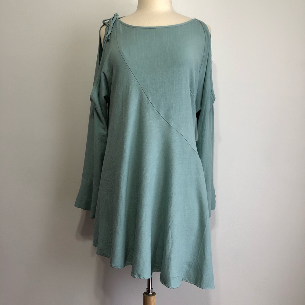 NWOT Free People Cold Shoulder Mint Green Tunic